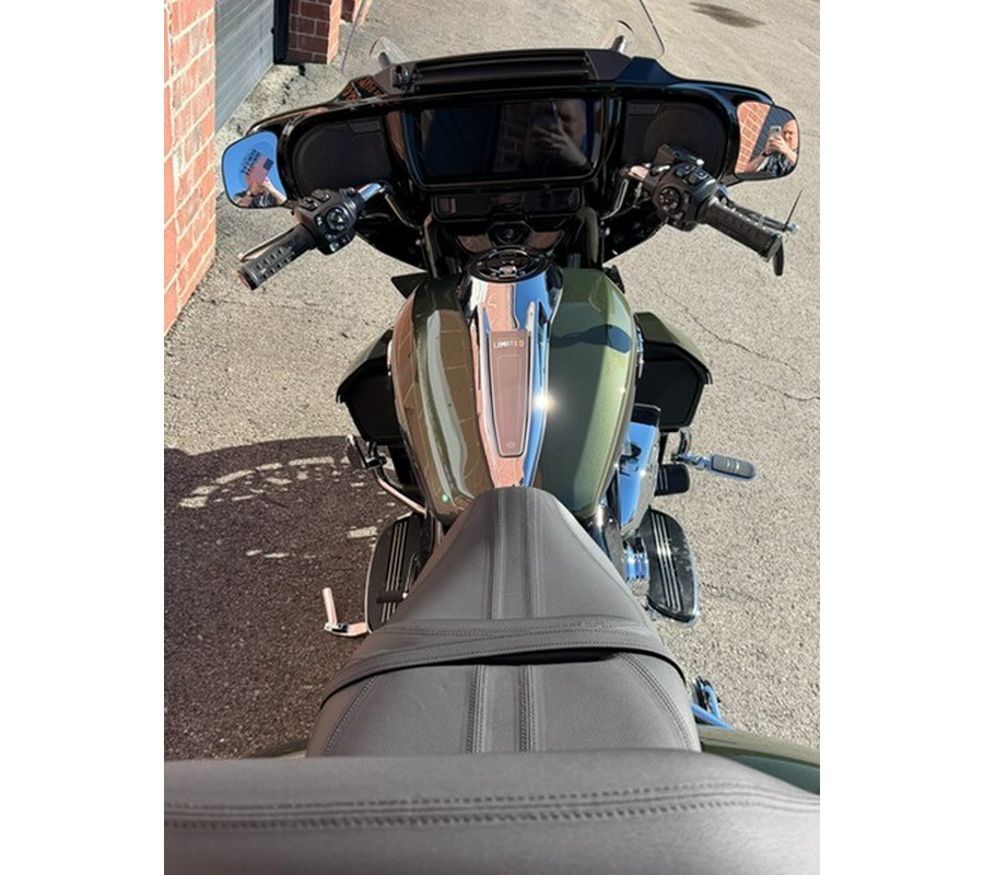 2026 Harley-Davidson® Street Glide Limited FLHXL