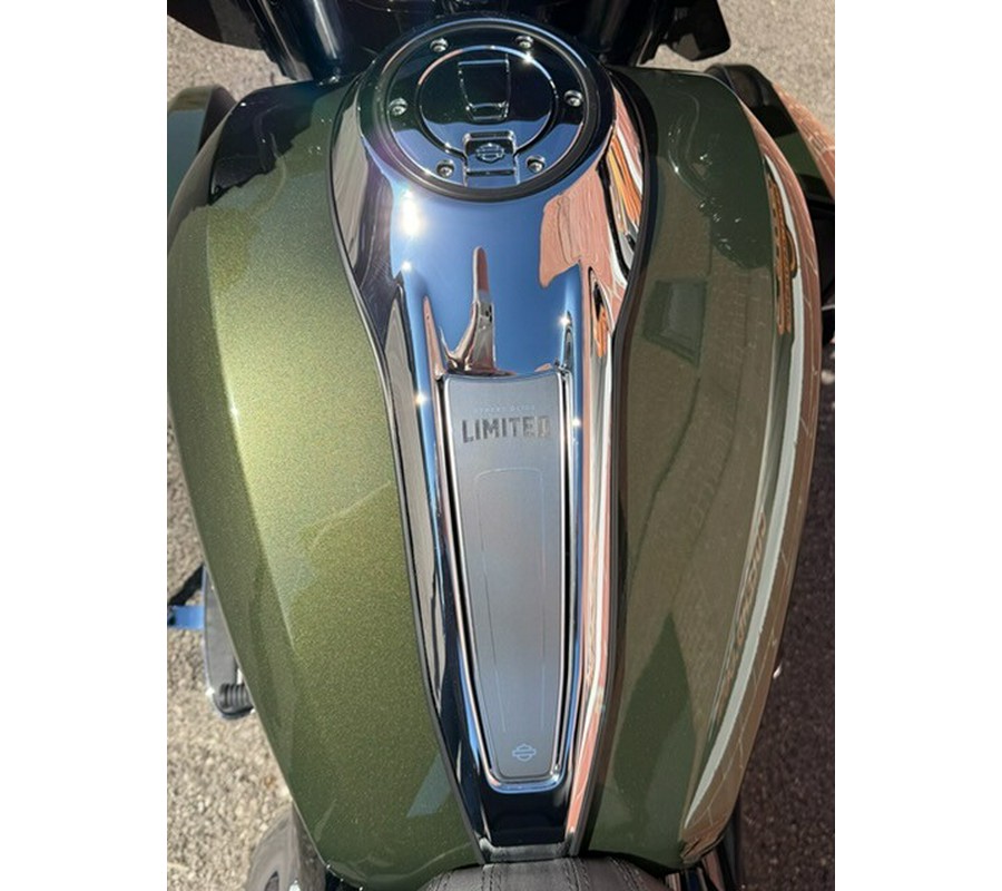2026 Harley-Davidson® Street Glide Limited FLHXL