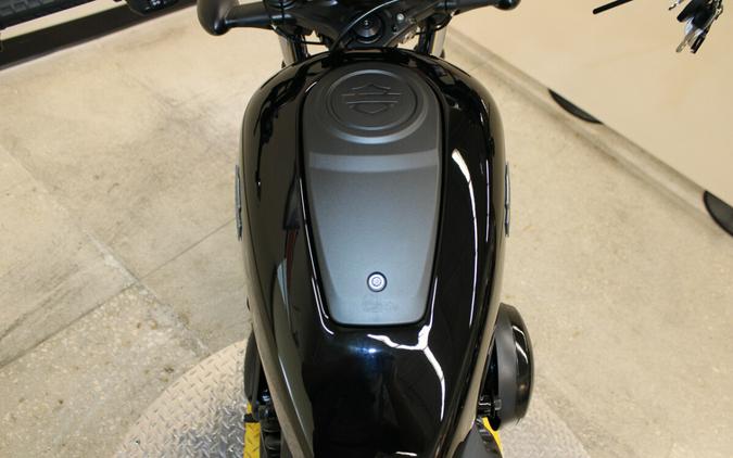 New 2026 Harley-Davidson Sportster Nightster RH975 Motorcycle For Sale In Miami, Florida