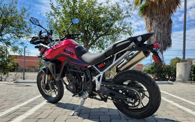 2025 Triumph Tiger 900 GT Pro Carnival Red / Sapphire Black