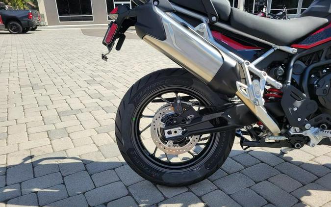 2025 Triumph Tiger 900 GT Pro Carnival Red / Sapphire Black