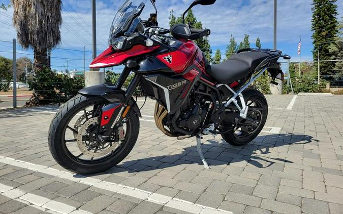 2025 Triumph Tiger 900 GT Pro Carnival Red / Sapphire Black