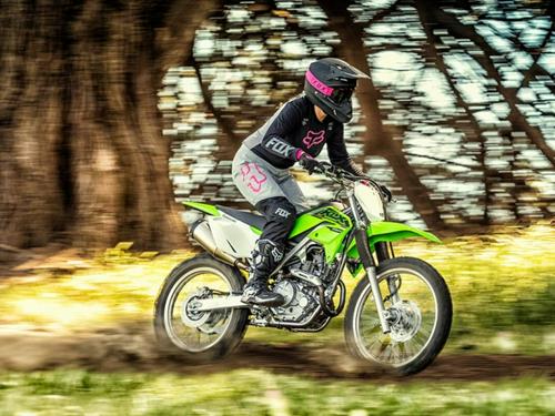 2021 Kawasaki KLX230R S Review (20 Fast Facts for Trail Bike Riders)