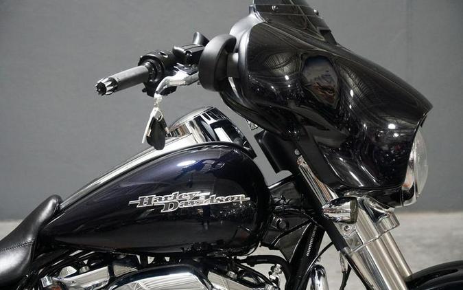 2019 Harley-Davidson® FLHX - Street Glide®