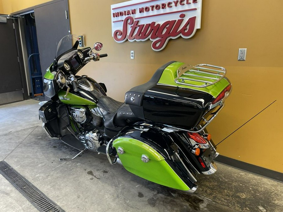 2017 Indian Motorcycle® Roadmaster® Icon Thunder Black & Snakeskin Green