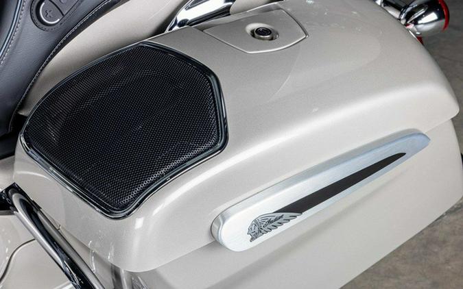2026 Indian Pursuit Limited 112 w/PowerBand Audio Silver Quar