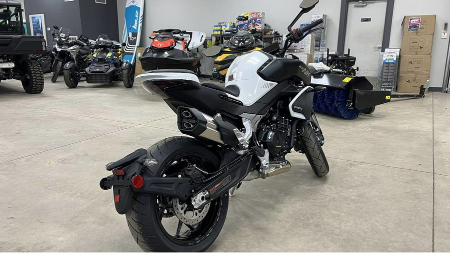 2024 CFMOTO 800 NK - NEBULA WHITE