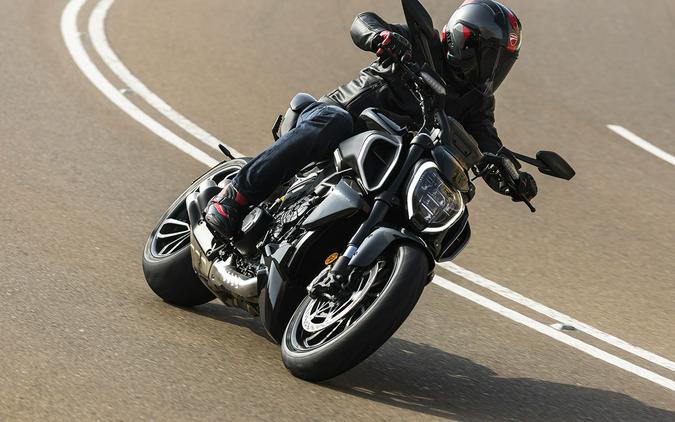 2025 Ducati Diavel V4