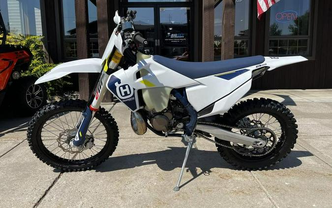 2022 Husqvarna® TX 300i