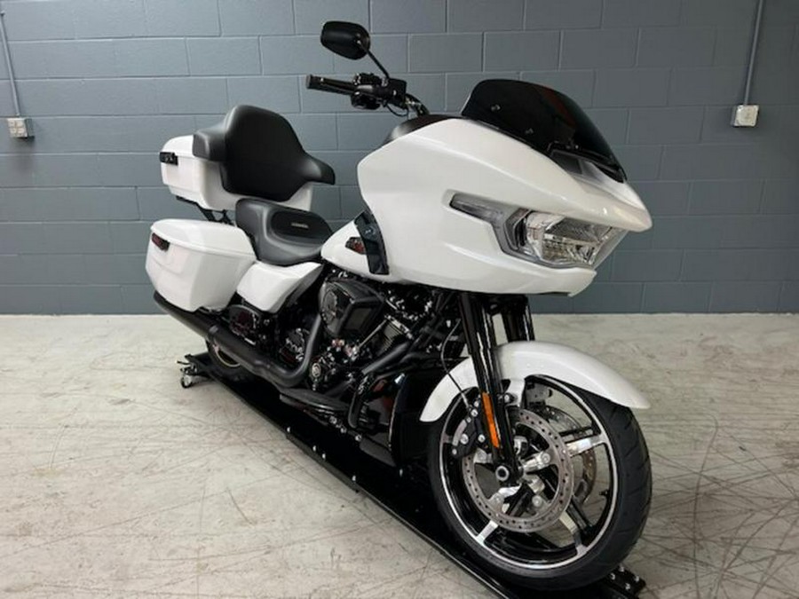 2024 Harley-Davidson® FLTRX - Road Glide®