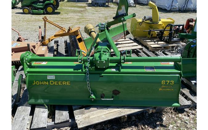 2012 John Deere 673