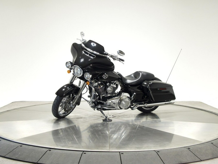 2016 Harley-Davidson Street Glide Special