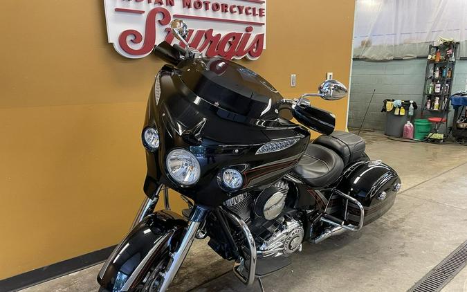 2018 Indian Motorcycle® Chieftain® Limited ABS Thunder Black Pearl with Graphics