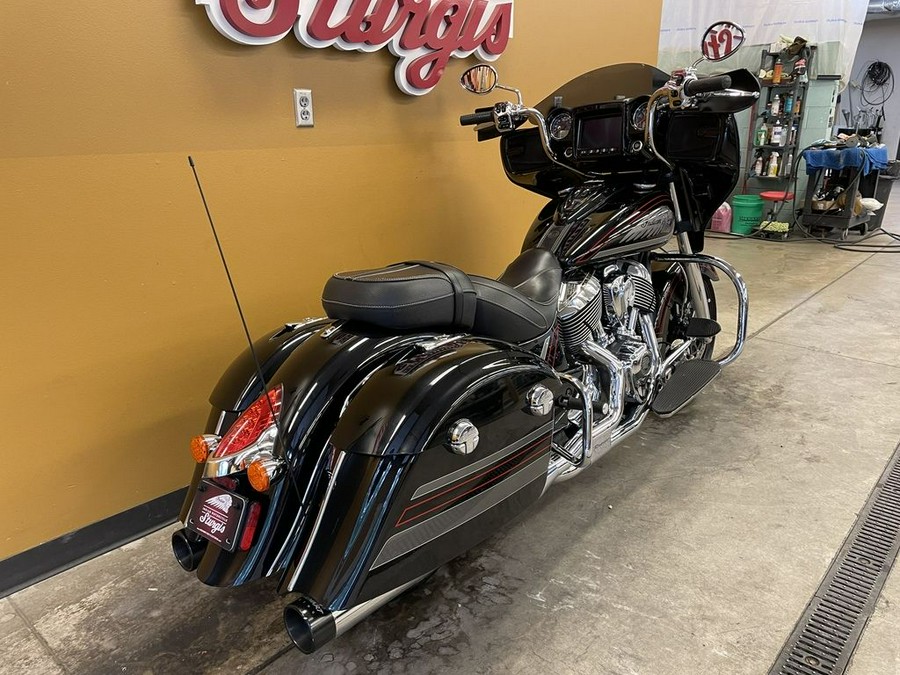 2018 Indian Motorcycle® Chieftain® Limited ABS Thunder Black Pearl with Graphics