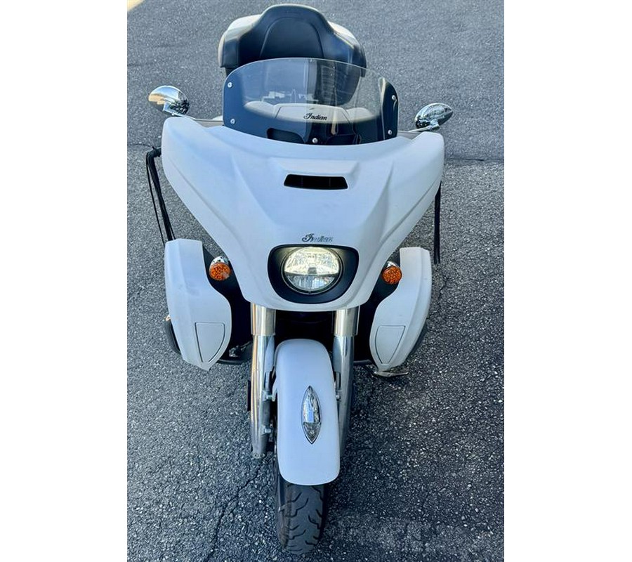 2020 Indian Motorcycle Roadmaster® Dark Horse®