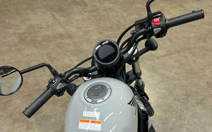 2026 Honda Rebel® 300 E-Clutch
