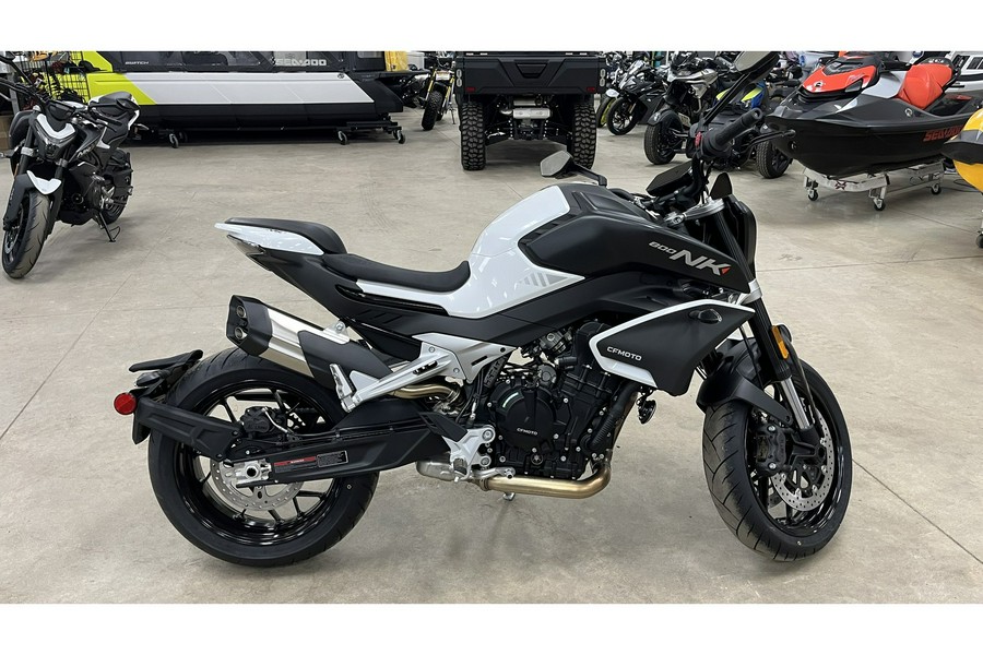 2024 CFMOTO 800 NK - NEBULA WHITE