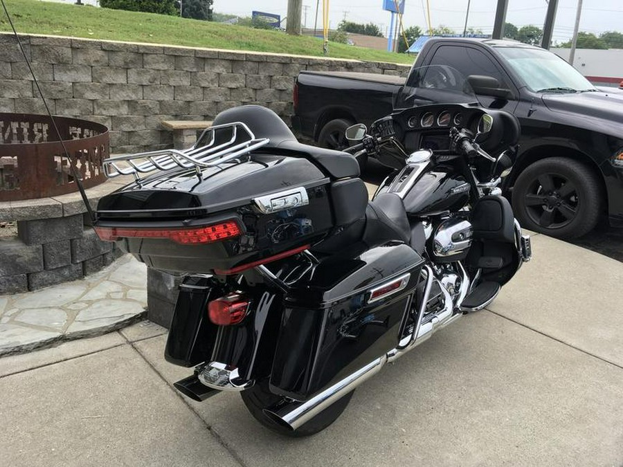 2019 Harley-Davidson® FLHTCU - Electra Glide® Ultra Classic®