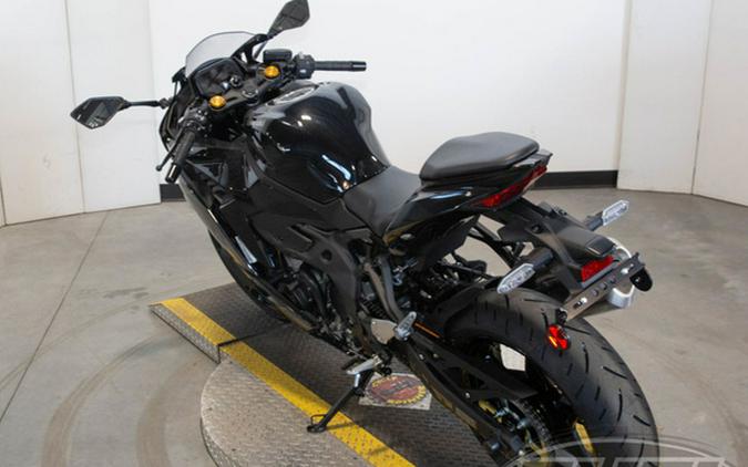 2025 Kawasaki NINJA ZX-4R ABS