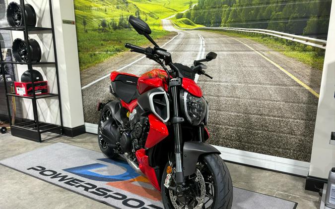 2025 Ducati Diavel V4