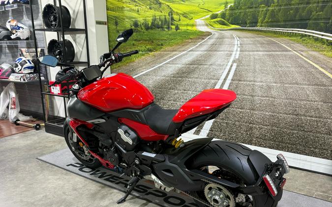 2025 Ducati Diavel V4