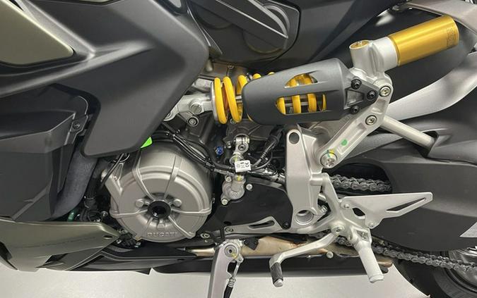 2025 Ducati 2025 DUCATI Streetfighter V2