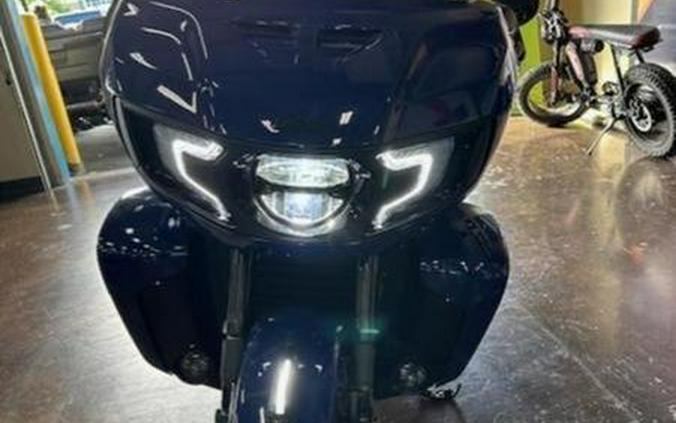 2025 Indian Motorcycle® Pursuit® Dark Horse® Springfield Blue Vivid Crystal / Black Vivid