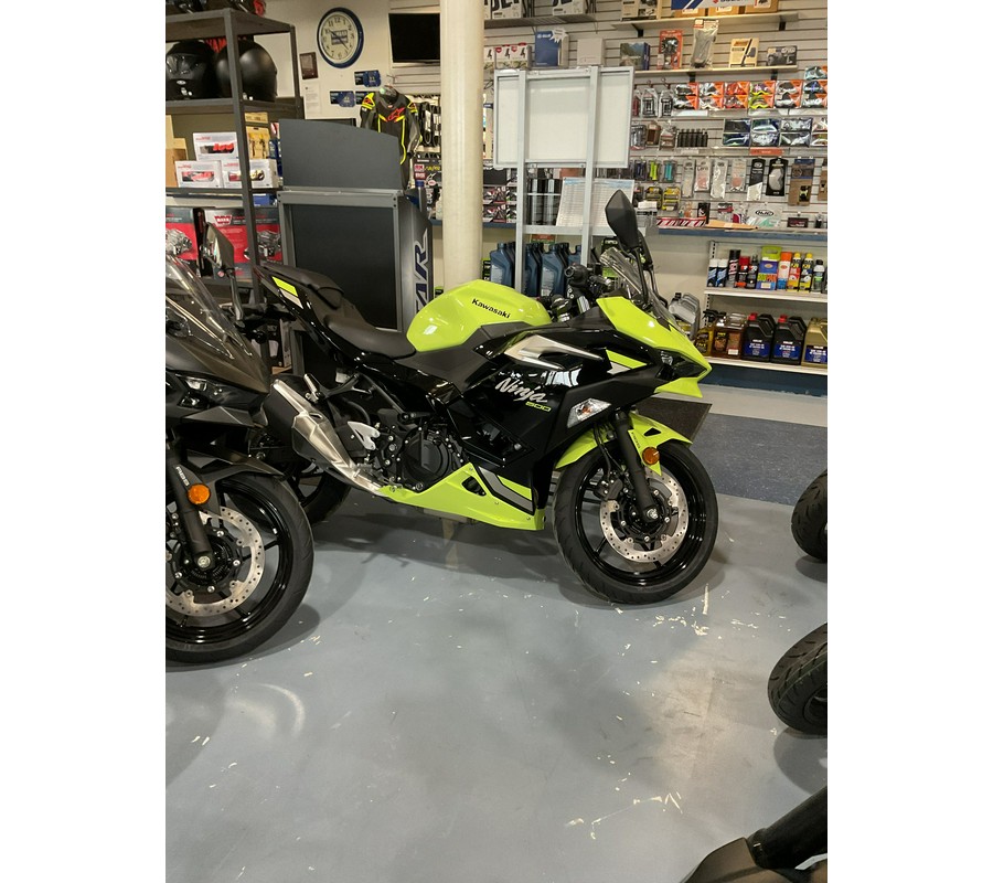 2026 Kawasaki Ninja 500 ABS