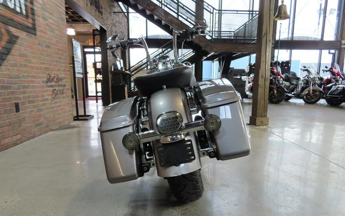 2016 Harley-Davidson® FLHR Road King®