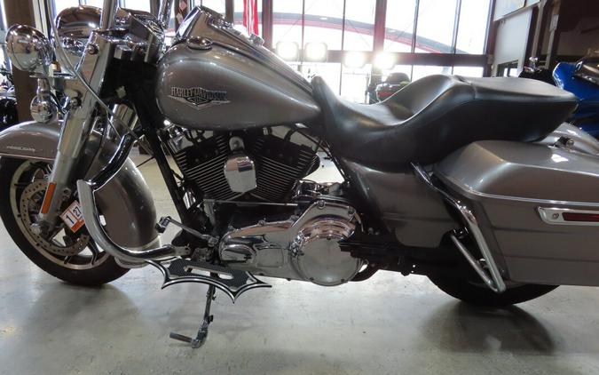 2016 Harley-Davidson® FLHR Road King®