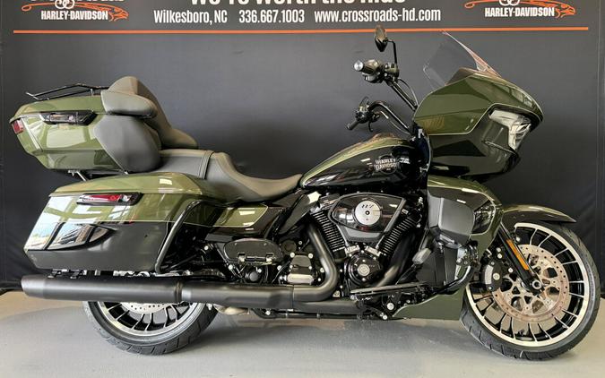 2026 Harley-Davidson® Road Glide Limited Olive Steel Metallic / Vivid Black Black Trim