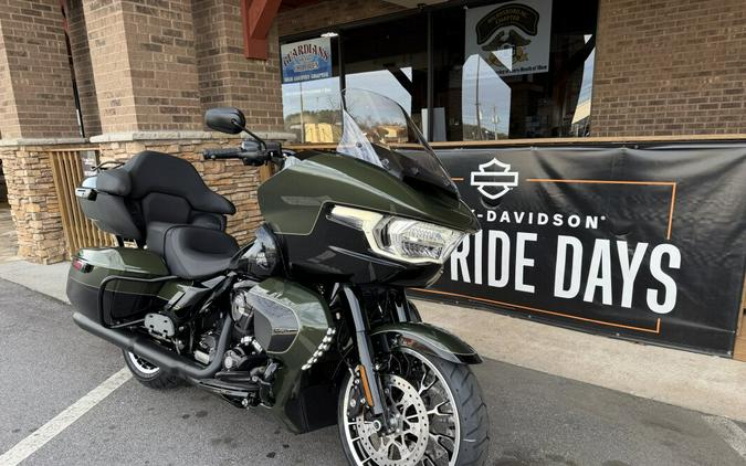 2026 Harley-Davidson® Road Glide Limited Olive Steel Metallic / Vivid Black Black Trim