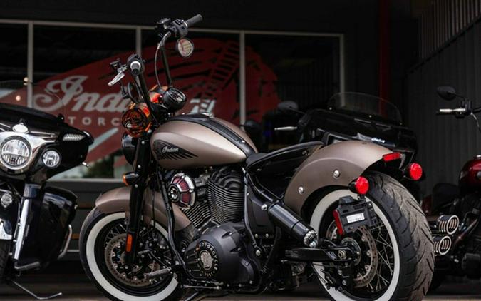 2025 Indian Chief Bobber Nara Bronze Smoke