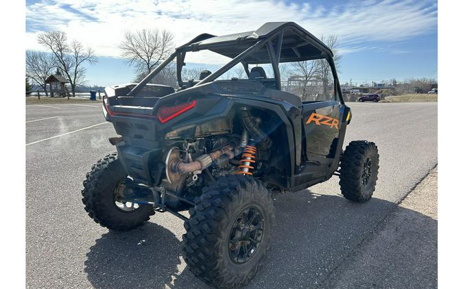 2024 Polaris Industries RZR XP 1000 ULTIMATE - M TITANIUM, O BLACK