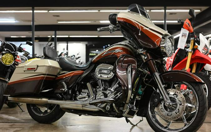 2011 Harley Davidson Street Glide CVO