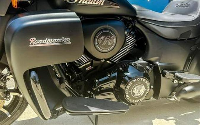 2023 Indian Motorcycle Roadmaster® Dark Horse®