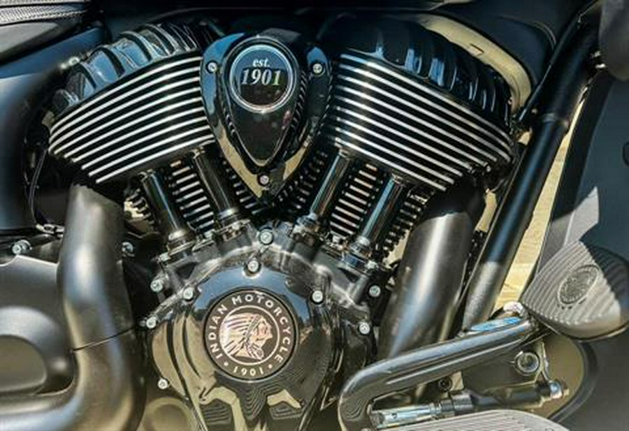 2023 Indian Motorcycle Roadmaster® Dark Horse®