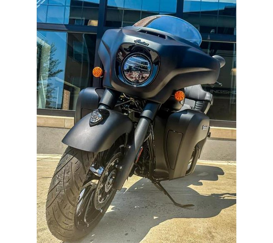 2023 Indian Motorcycle Roadmaster® Dark Horse®