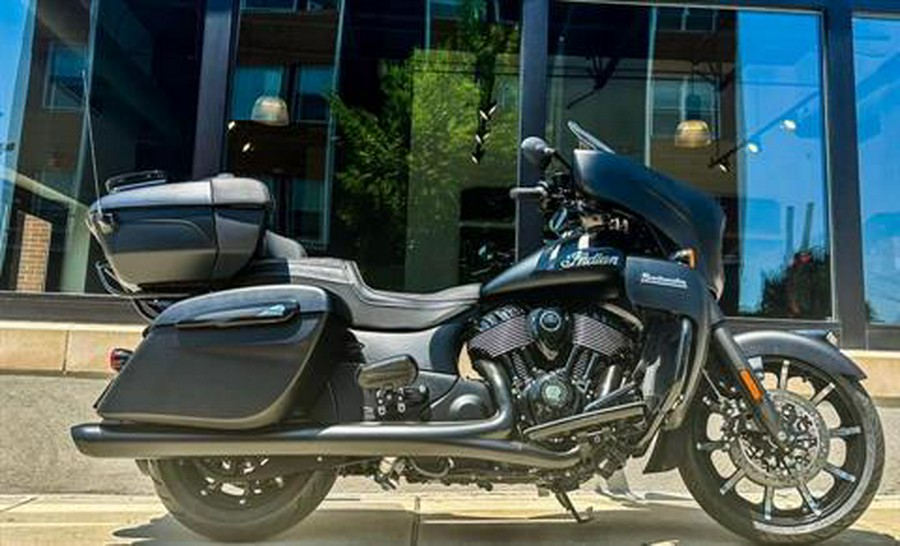 2023 Indian Motorcycle Roadmaster® Dark Horse®