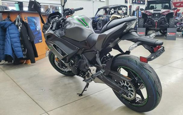 2024 Kawasaki Ninja 650 KRT Edition ABS