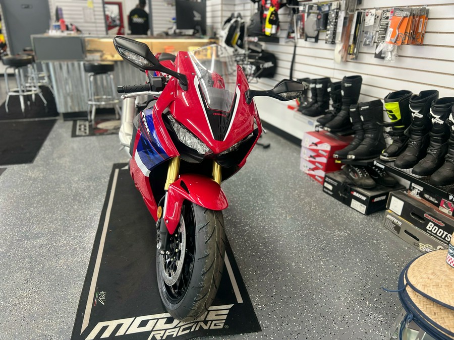 2024 Honda CBR1000RR