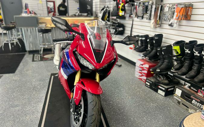 2024 Honda CBR1000RR