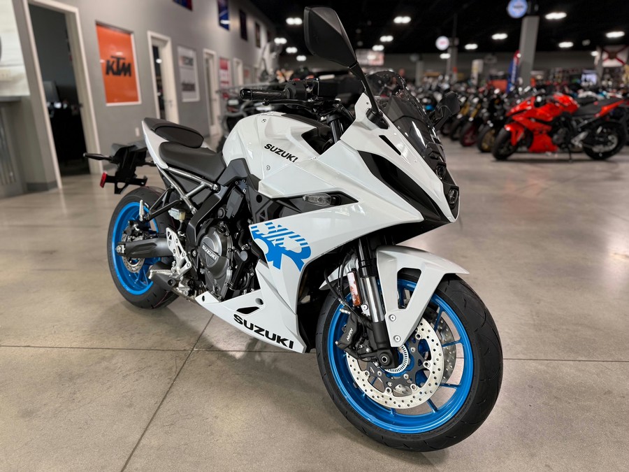 2026 Suzuki GSX 8R
