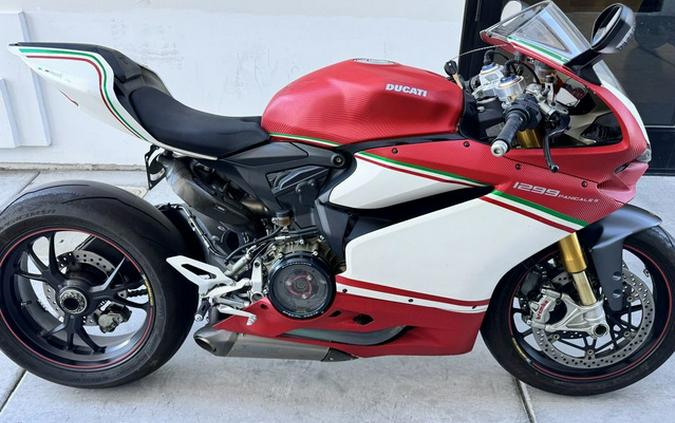 2015 Ducati Panigale 1299 S Red