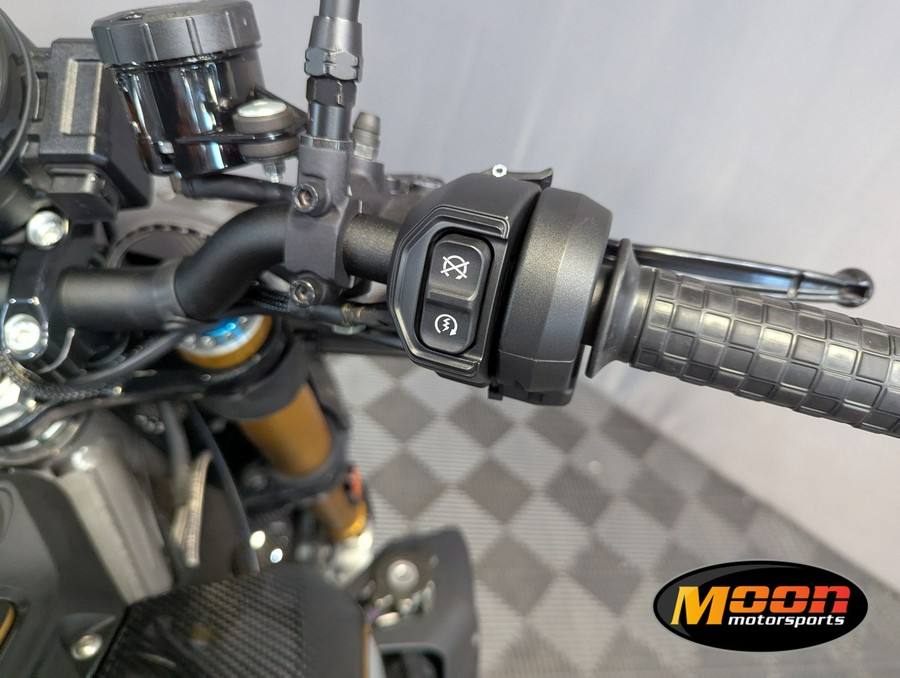 2023 Indian Motorcycle FTR R Carbon