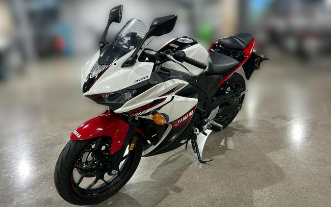 2016 Yamaha YZF R3