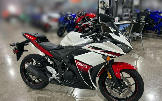2016 Yamaha YZF R3