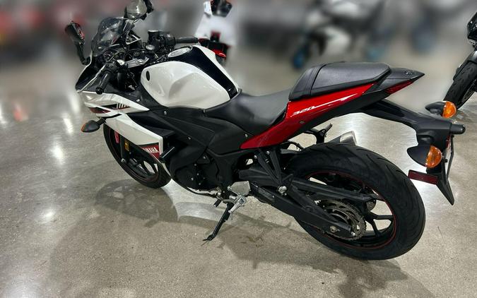 2016 Yamaha YZF R3