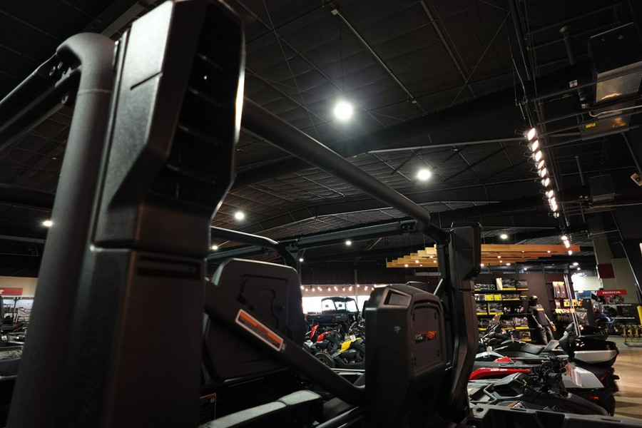 2026 Can-Am Defender MAX X MR HD11 With Half-Doors