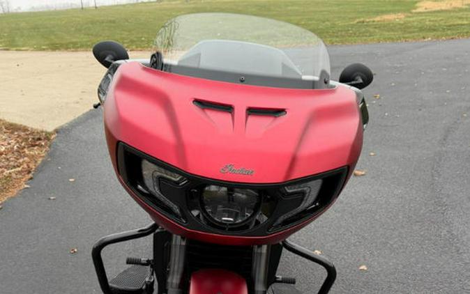 2026 Indian Motorcycle® Challenger® Dark Horse® Sunset Red Smoke